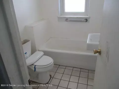 716 E Gier St, Lansing, MI 48906 photo 5