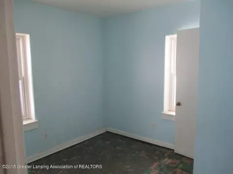 716 E Gier St, Lansing, MI 48906 photo 6