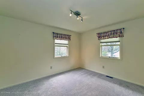 110 Granite Dr, Williamston, MI 48895 photo 11