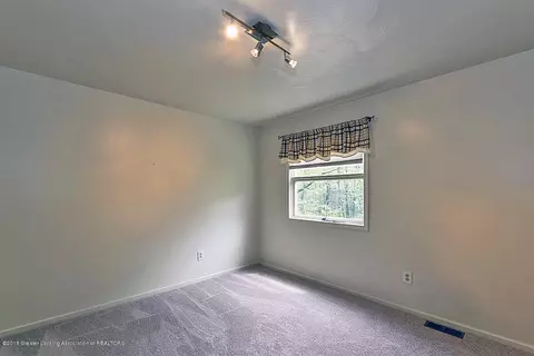 110 Granite Dr, Williamston, MI 48895 photo 12