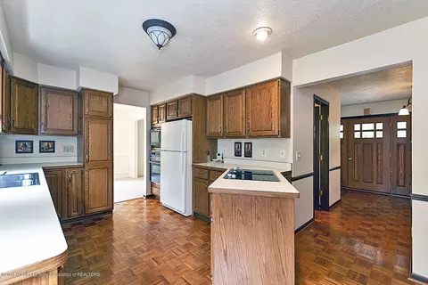 110 Granite Dr, Williamston, MI 48895 photo 5