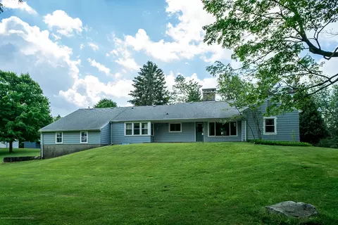 12350 W Herbison Rd, Eagle, MI 48822 photo 2