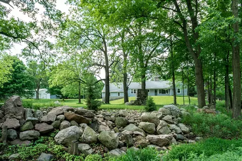 12350 W Herbison Rd, Eagle, MI 48822 photo 3