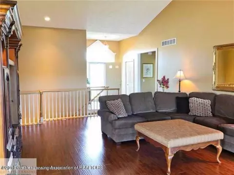 12825 Paradise Dr, Dewitt, MI 48820 photo 7