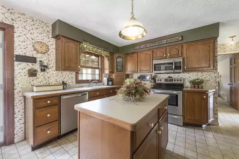 13240 Tucker Dr, Dewitt, MI 48820 photo 8