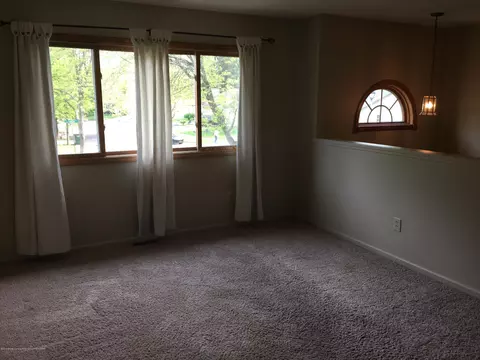 1901 Carson St, Lansing, MI 48911 photo 8