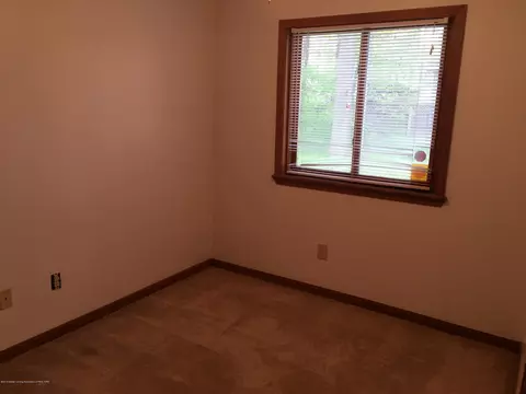 1901 Carson St, Lansing, MI 48911 photo 14