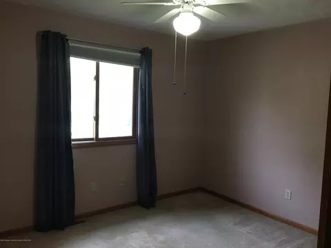 1901 Carson St, Lansing, MI 48911 photo 12