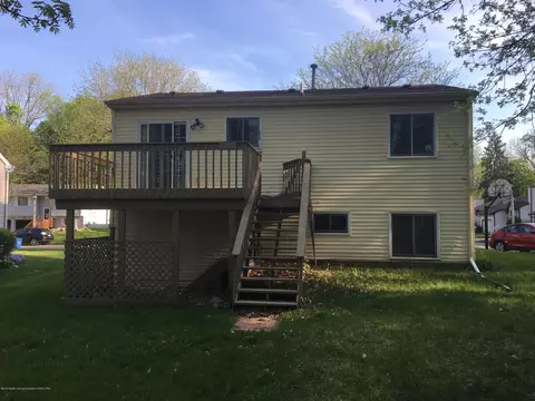 1901 Carson St, Lansing, MI 48911 photo 3