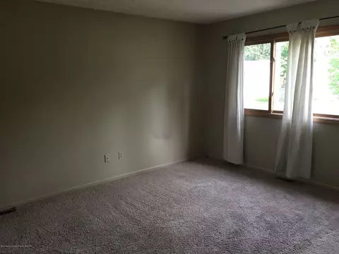 1901 Carson St, Lansing, MI 48911 photo 7