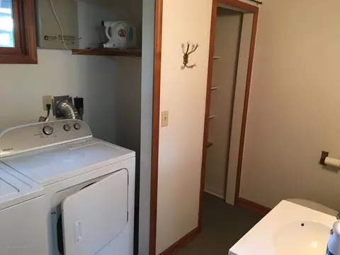 1901 Carson St, Lansing, MI 48911 photo 11