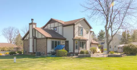 3237 E Broadmoor Dr, Lansing, MI 48906 photo 27
