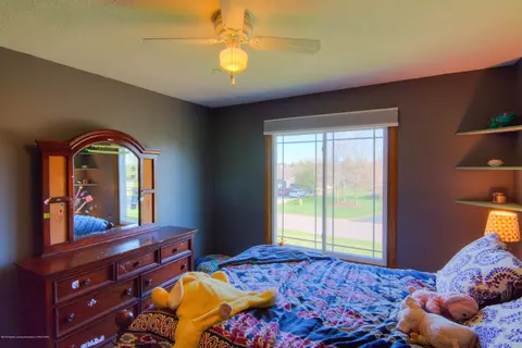 3237 E Broadmoor Dr, Lansing, MI 48906 photo 20
