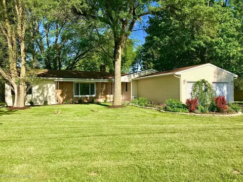 5367 Marsh Rd, Haslett, MI 48840 photo 1