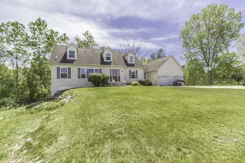 1977 W Herbison Rd, Dewitt, MI 48820 photo 1