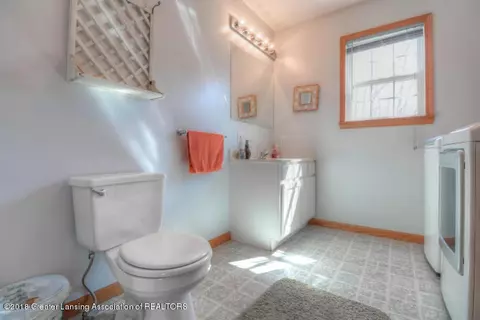 1977 W Herbison Rd, Dewitt, MI 48820 photo 7
