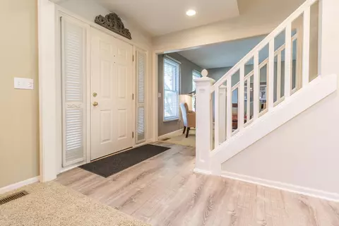 1320 Lacosta Dr, Dewitt, MI 48820 photo 3