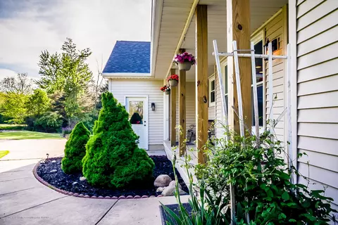 3330 Rolfe Rd, Mason, MI 48854 photo 4