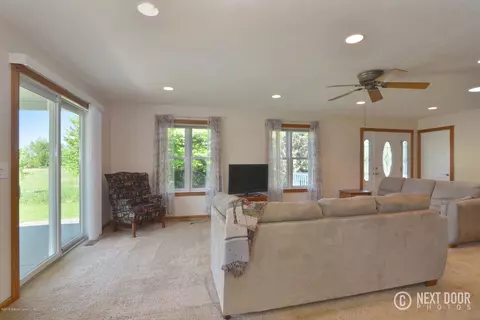 2709 W Beard Rd, Perry, MI 48872 photo 4