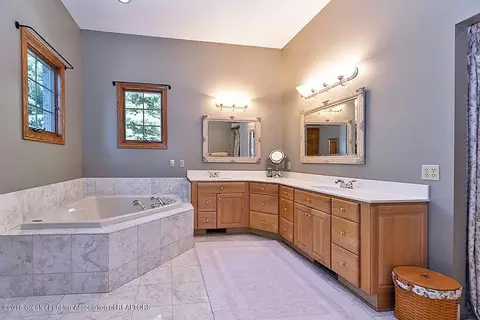 4601 Dunmorrow Dr, Okemos, MI 48864 photo 26