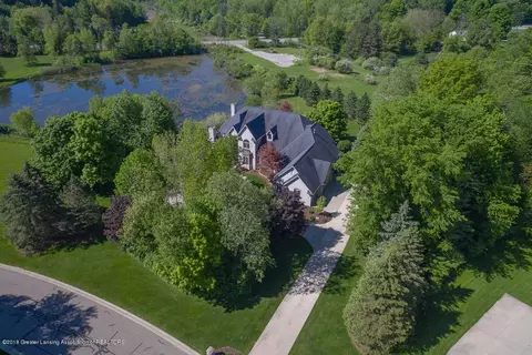 4601 Dunmorrow Dr, Okemos, MI 48864 photo 3