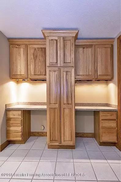 4601 Dunmorrow Dr, Okemos, MI 48864 photo 45