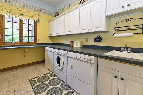 4601 Dunmorrow Dr, Okemos, MI 48864 photo 21