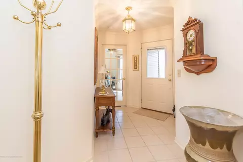 4138 Keepsake Ln, Lansing, MI 48906 photo 4