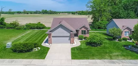 4138 Keepsake Ln, Lansing, MI 48906 photo 1