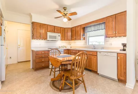 4138 Keepsake Ln, Lansing, MI 48906 photo 7