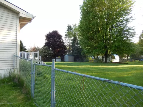 13378 Jennifer Dr, Perry, MI 48872 photo 22