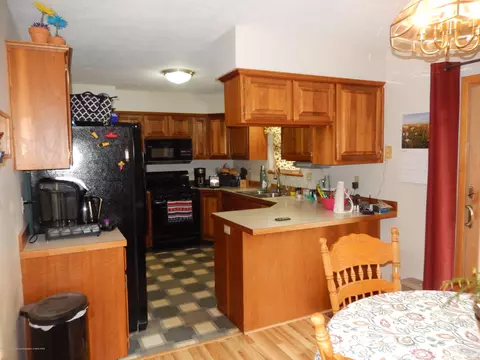 13378 Jennifer Dr, Perry, MI 48872 photo 6