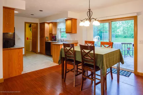 2350 Gilbert Rd, Lansing, MI 48911 photo 13