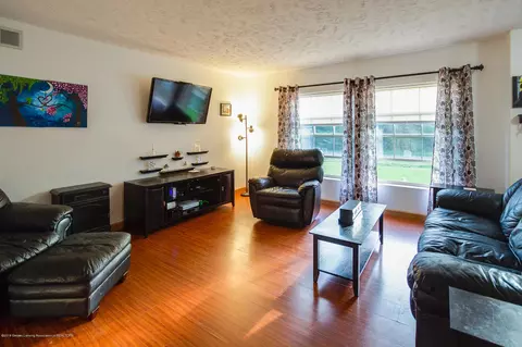 2350 Gilbert Rd, Lansing, MI 48911 photo 5