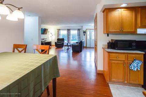 2350 Gilbert Rd, Lansing, MI 48911 photo 17