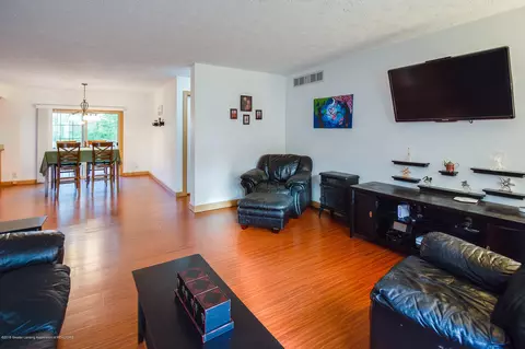 2350 Gilbert Rd, Lansing, MI 48911 photo 11