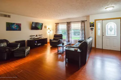 2350 Gilbert Rd, Lansing, MI 48911 photo 4
