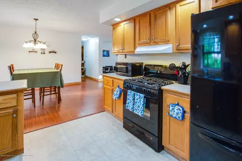 2350 Gilbert Rd, Lansing, MI 48911 photo 21