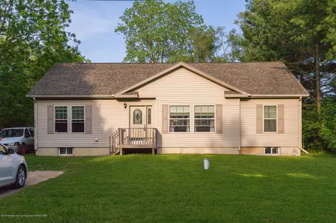 2350 Gilbert Rd, Lansing, MI 48911 photo 51