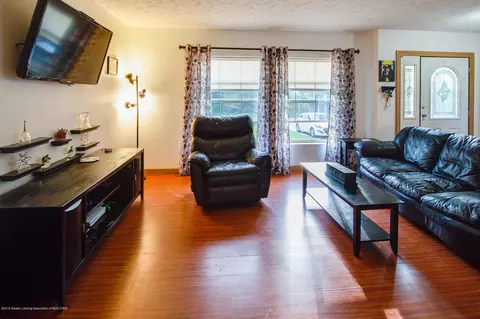 2350 Gilbert Rd, Lansing, MI 48911 photo 6