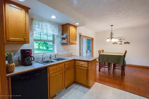 2350 Gilbert Rd, Lansing, MI 48911 photo 19