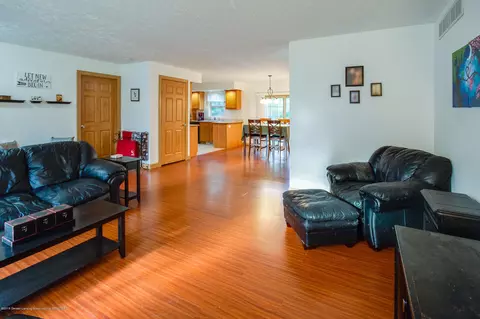 2350 Gilbert Rd, Lansing, MI 48911 photo 8
