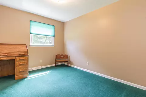 8990 W Howe Rd, Eagle, MI 48822 photo 24