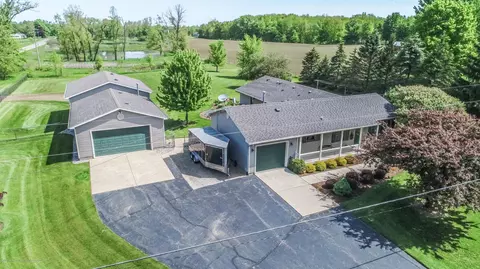 8990 W Howe Rd, Eagle, MI 48822 photo 3