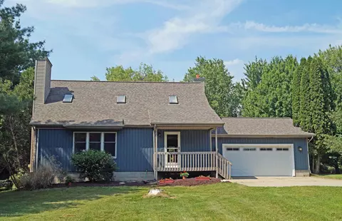 8157 Hunter Rd, Bath, MI 48808 photo 2