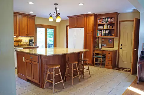 8157 Hunter Rd, Bath, MI 48808 photo 12