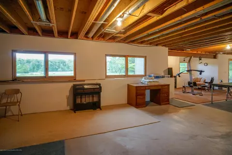 4132 Pine Tree Ln, Lansing, MI 48911 photo 57