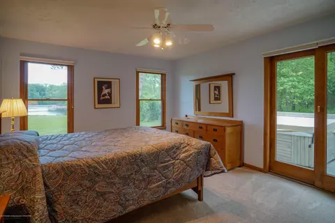 4132 Pine Tree Ln, Lansing, MI 48911 photo 40
