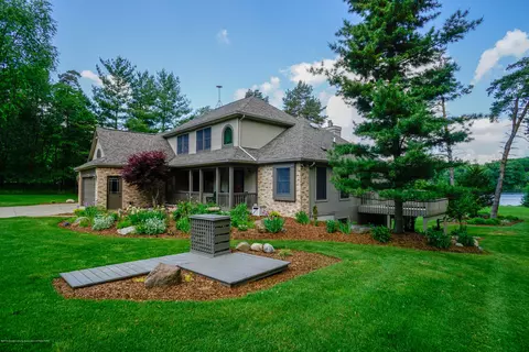4132 Pine Tree Ln, Lansing, MI 48911 photo 72