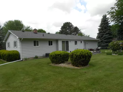 1385 Primrose Ln, Dewitt, MI 48820 photo 8